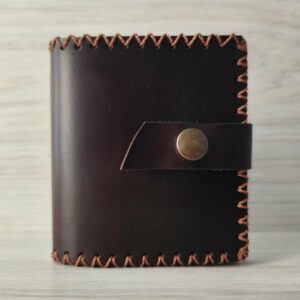 Cartera marrón cosido marron